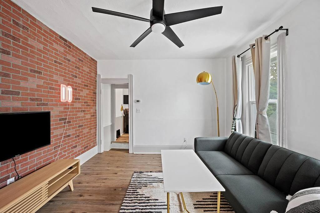 Center Of Little Italy #4 Apartamento Cleveland Exterior foto