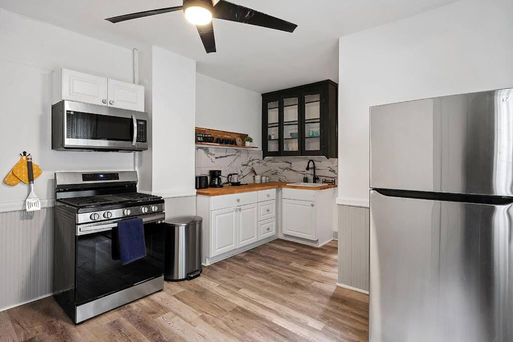 Center Of Little Italy #4 Apartamento Cleveland Exterior foto